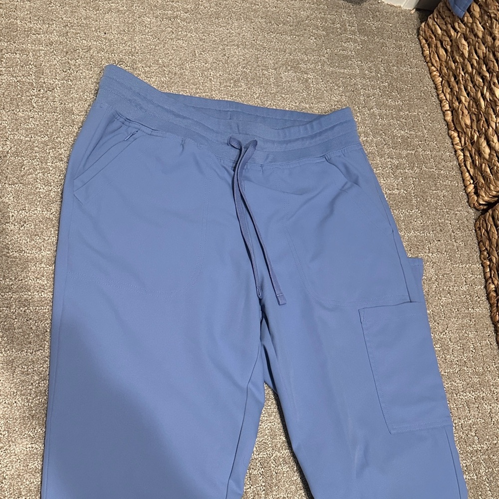 Women’s ceil blue scrub pants size large
